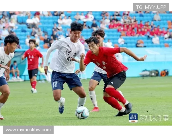 广州足球队的速度之道：如何在赛场上实现快速反击与高效进攻